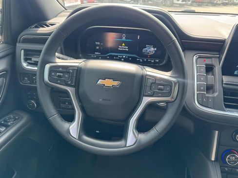 Used 2024 Chevrolet Tahoe LT w/ LT Signature Package AWD/4WD image 10