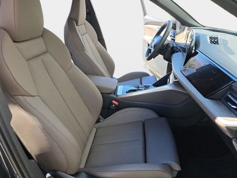 New 2025 Audi Q5 Prestige image 10