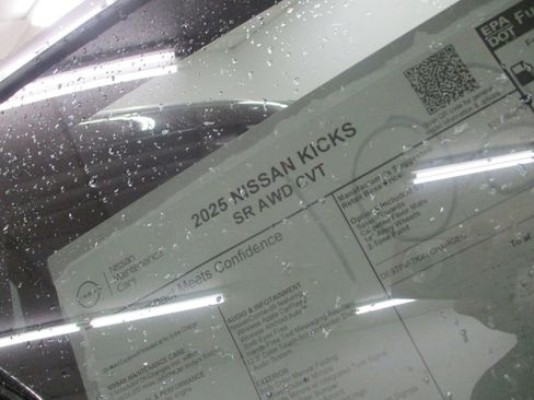 New 2025 Nissan Kicks SR image 9