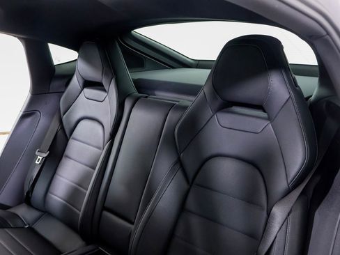 Certified 2025 Porsche Panamera w/ Premium Package RWD image 10