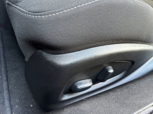 Used 2022 Chevrolet Camaro LT w/ RS Package image 13