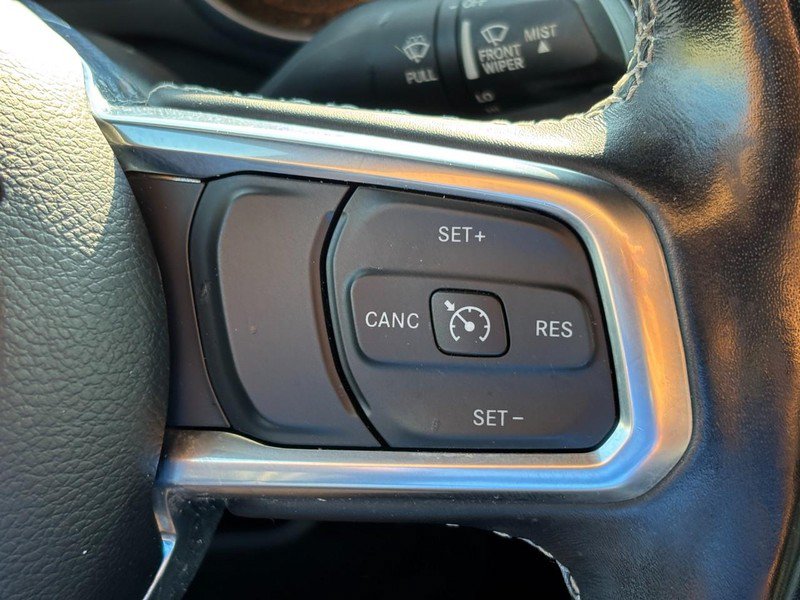 Used 2022 Jeep Gladiator Overland w/ Cold Weather Group AWD/4WD image 19