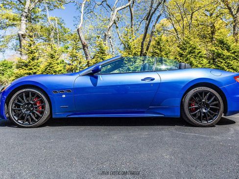 Used 2018 Maserati GranTurismo Sport RWD image 3