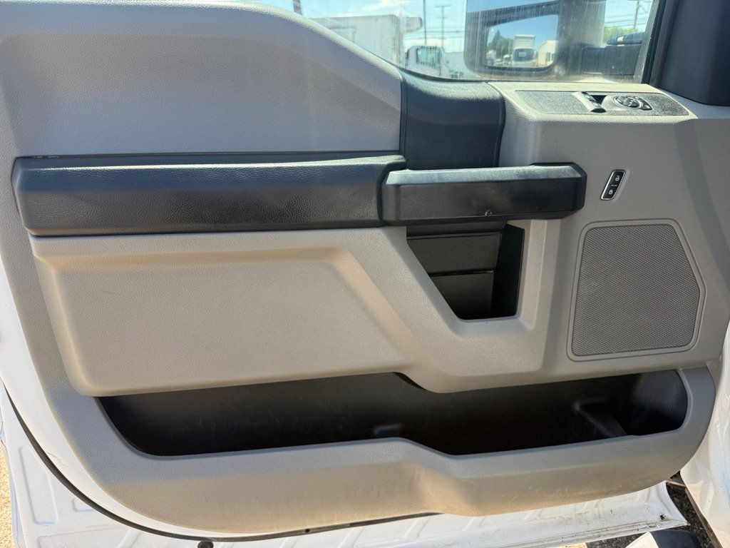 Used 2017 Ford F350 XL w/ Power Equipment Group AWD/4WD image 19