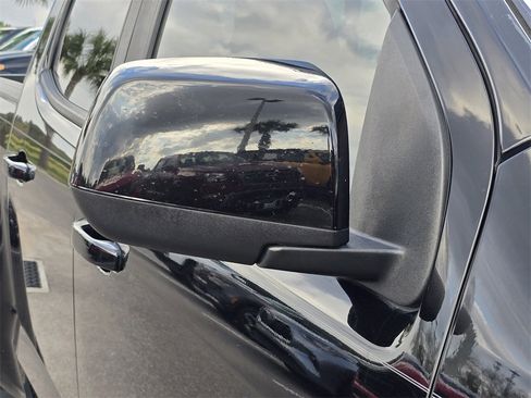 Used 2019 Chevrolet Colorado Z71 image 13