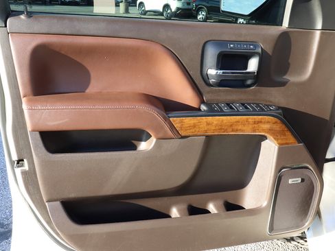 Used 2014 Chevrolet Silverado 1500 High Country w/ High Country Premium Package image 18