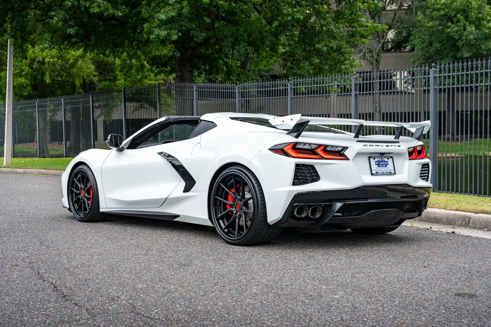 Used 2023 Chevrolet Corvette Stingray Premium Cpe w/ Z51 Performance Package RWD image 12