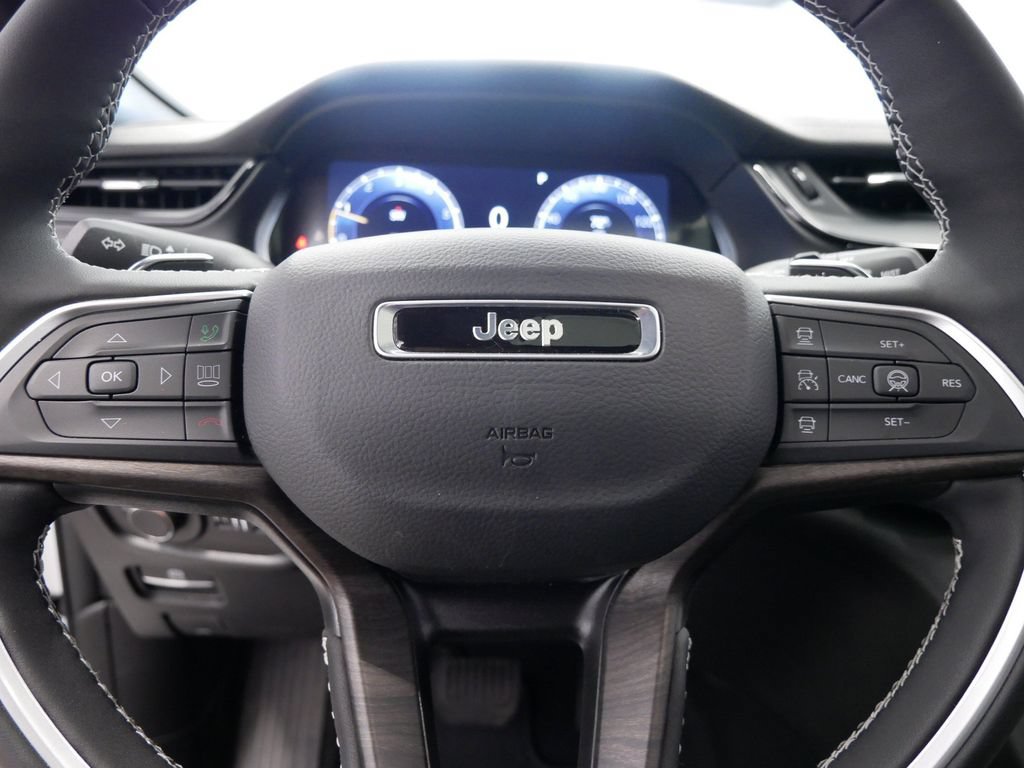 New 2026 Jeep Grand Cherokee Altitude AWD/4WD image 21