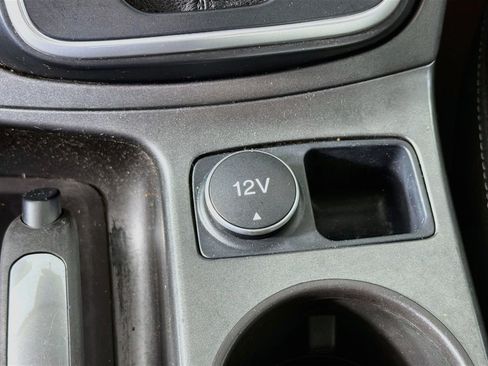 Used 2017 Ford C-MAX Energi SE w/ Cold Weather Package FWD image 24