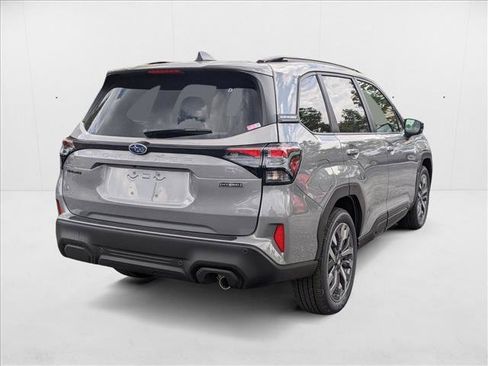 Used 2025 Subaru Forester Touring image 2