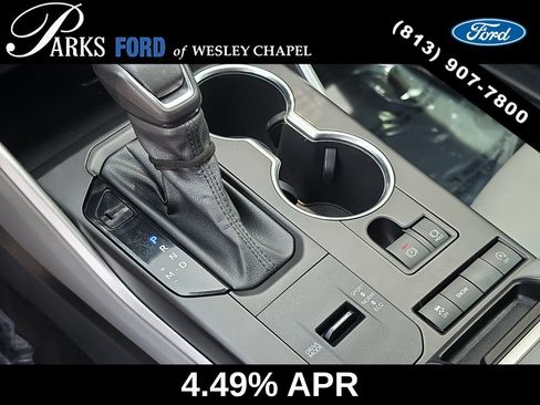 Used 2022 Toyota Highlander XLE FWD image 27