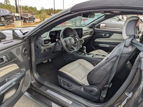 Used 2024 Ford Mustang Premium image 37
