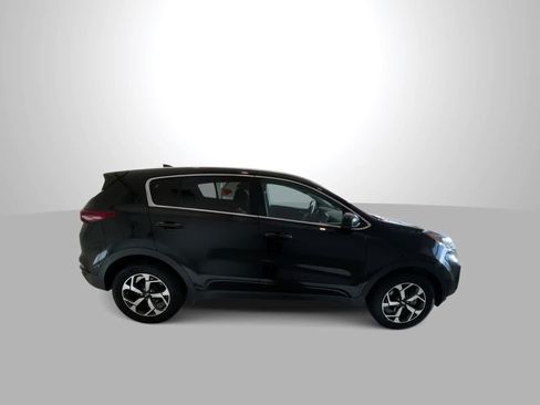 Used 2021 Kia Sportage LX AWD/4WD image 9