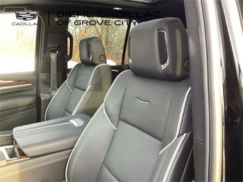 Certified 2024 Cadillac Escalade Premium Luxury w/ Performance Package image 19