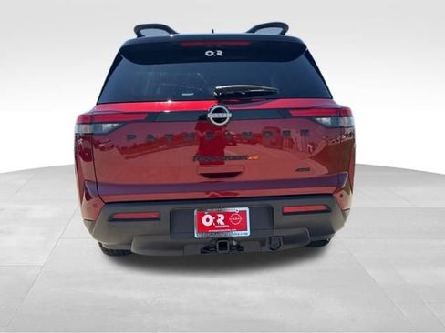 Used 2025 Nissan Pathfinder Rock Creek AWD/4WD image 8