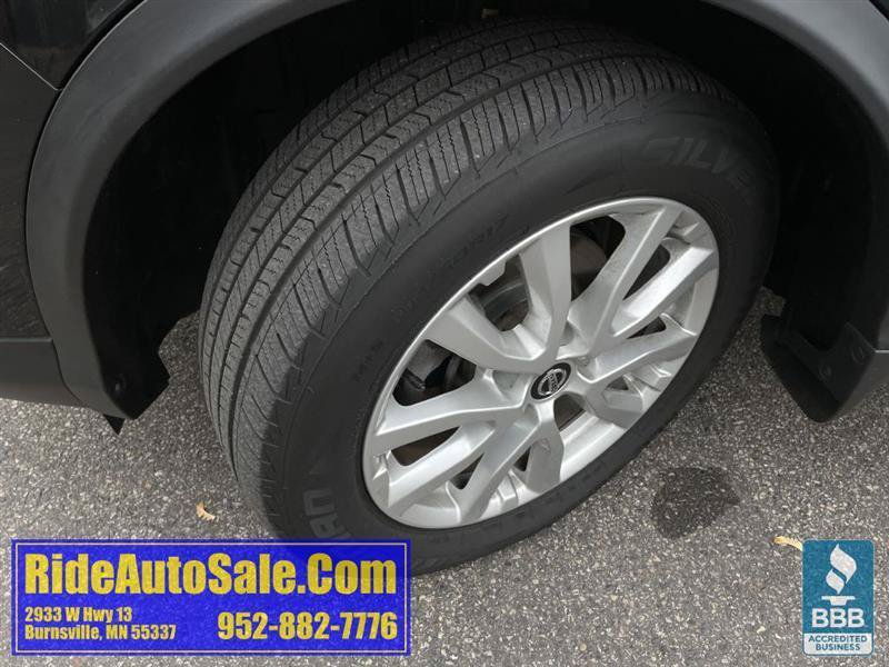 Used 2020 Nissan Rogue Sport SV w/ All-Weather Package AWD/4WD image 26