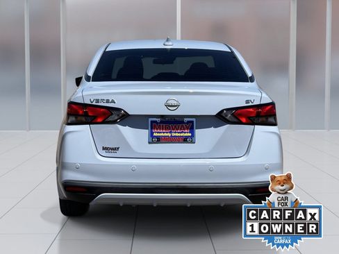 Certified 2024 Nissan Versa SV w/ Trunk Package FWD image 5