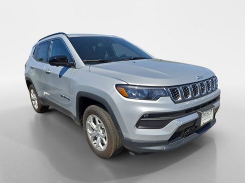New 2024 Jeep Compass Latitude w/ Convenience Group image 1