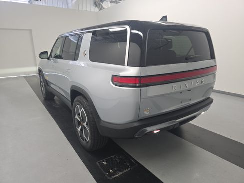 Used 2024 Rivian R1S Adventure AWD/4WD image 3