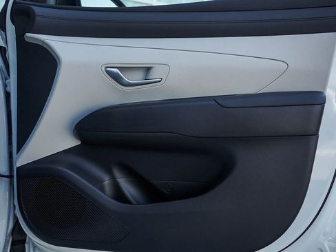 New 2025 Hyundai Tucson SEL image 10