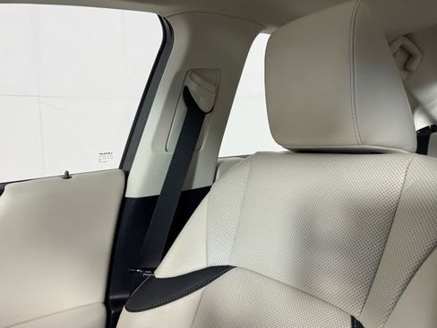 Certified 2025 Lexus ES 300h w/ Premium Package image 21