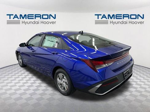 New 2026 Hyundai Elantra SE w/ Cargo Package image 3