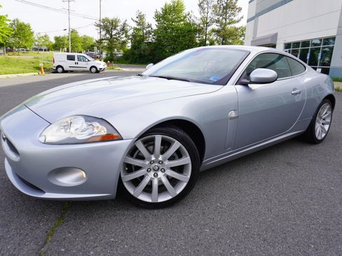 Used 2008 Jaguar XK Coupe RWD image 3
