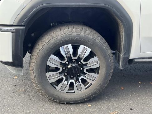 Certified 2025 GMC Sierra 2500 Denali w/ Denali Reserve Package image 9