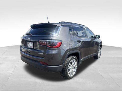 Certified 2023 Jeep Compass Latitude AWD/4WD image 4