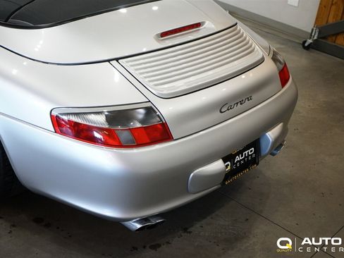 Used 2004 Porsche 911 Carrera RWD image 11