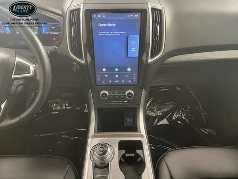 Used 2024 Ford Edge SEL AWD/4WD image 23