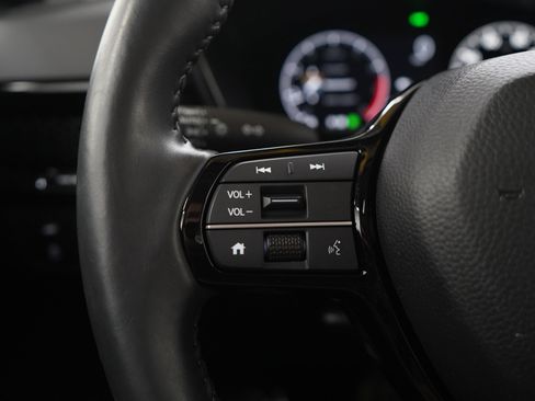 Used 2024 Honda CR-V EX-L image 25