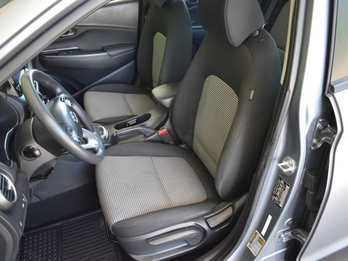 Used 2021 Hyundai Kona SE FWD image 16