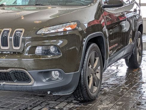 Used 2016 Jeep Cherokee 75th Anniversary image 10