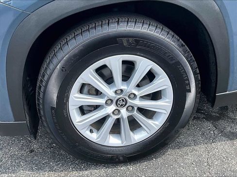 Used 2025 Toyota Grand Highlander AWD Hybrid image 7