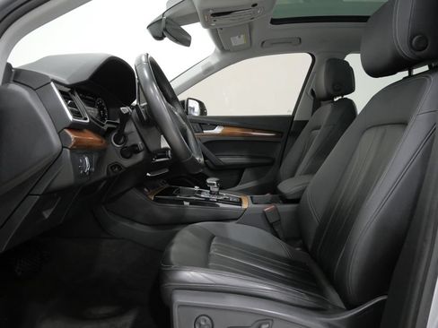 Used 2023 Audi Q5 2.0T Premium Plus AWD/4WD image 12