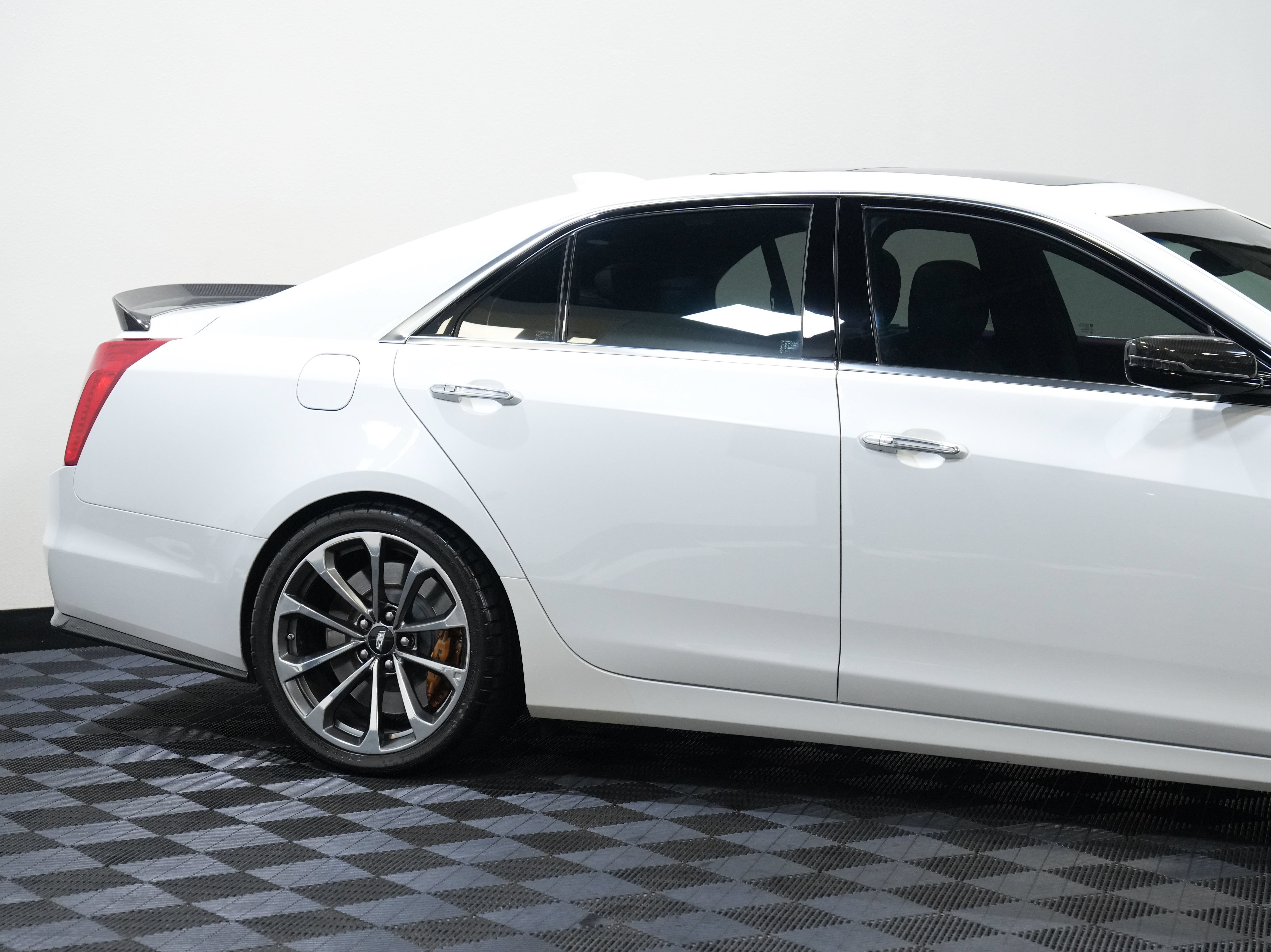 Used 2016 Cadillac CTS V w/ Carbon Fiber Package RWD image 14
