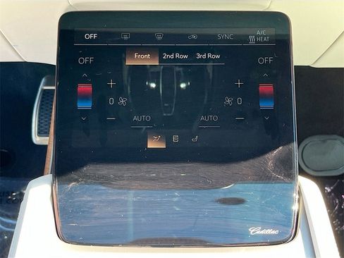 New 2026 Cadillac Vistiq Luxury image 16