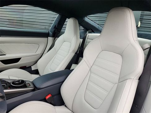 New 2026 Porsche 911 Carrera image 3