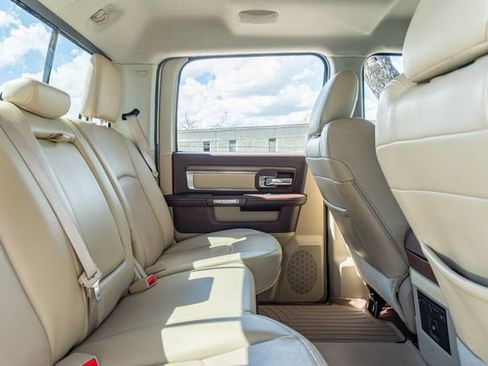 Used 2014 RAM 2500 Laramie w/ Convenience Group image 42