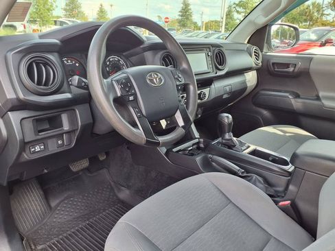 Used 2018 Toyota Tacoma SR w/ SR Convenience Package RWD image 19