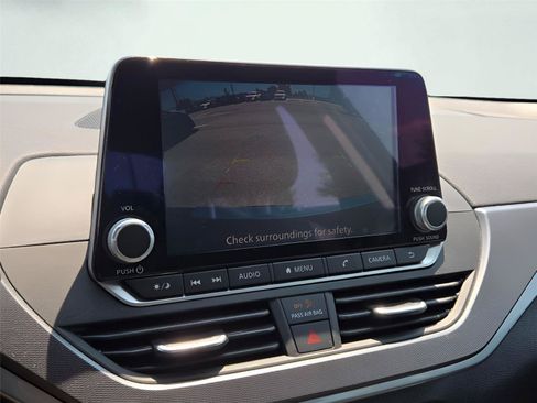Used 2023 Nissan Altima 2.5 SR FWD image 26