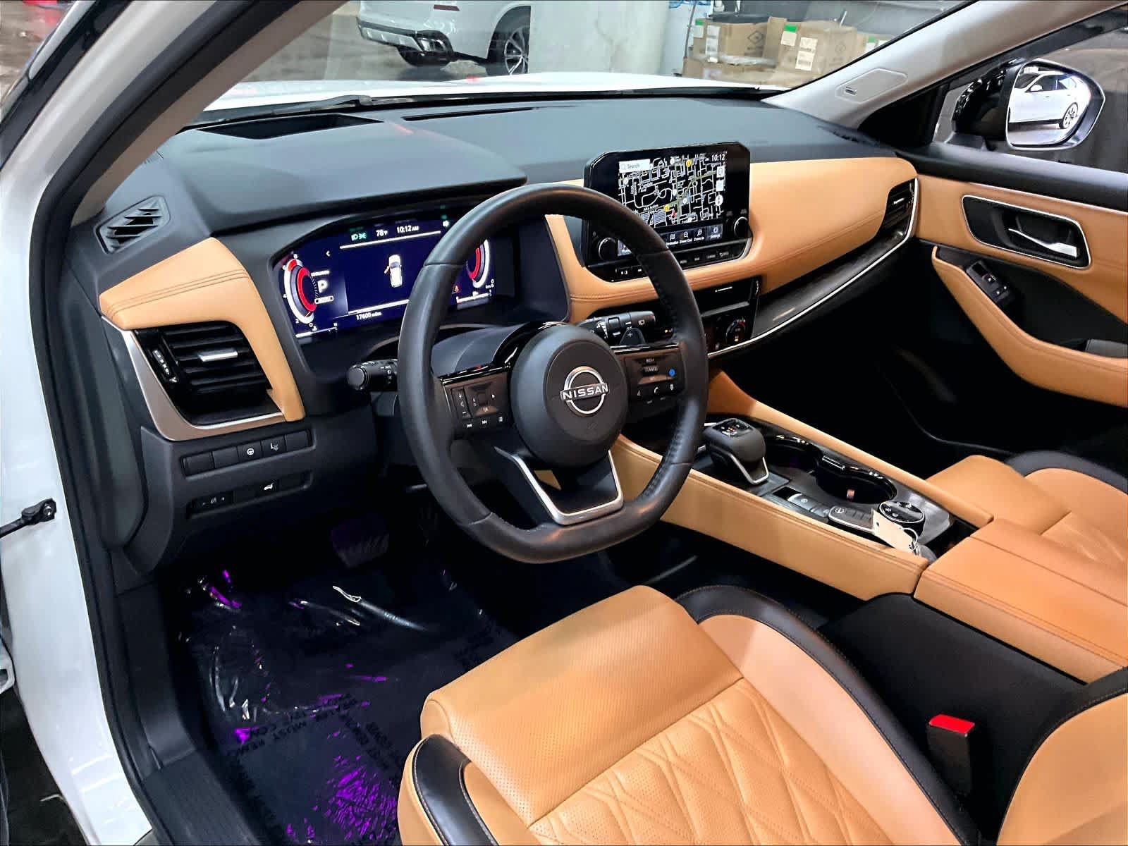 Used 2023 Nissan Rogue Platinum w/ Platinum Premium Package AWD/4WD image 17