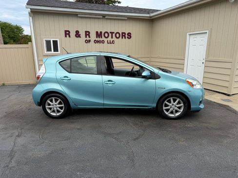 Used 2013 Toyota Prius C Four FWD image 2