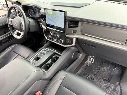 Used 2023 Ford Expedition XLT RWD image 22
