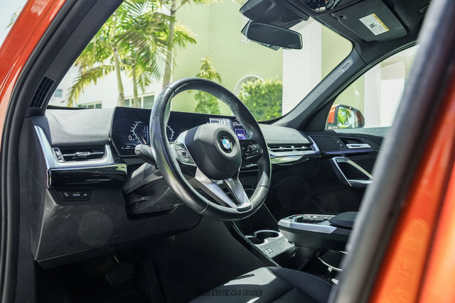 Used 2023 BMW X1 xDrive28i AWD/4WD image 20