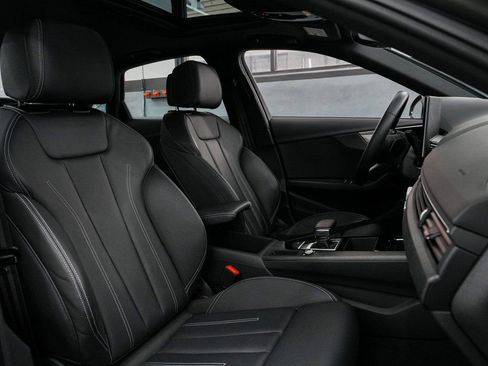 Used 2023 Audi A4 2.0T Premium w/ Convenience Package image 38