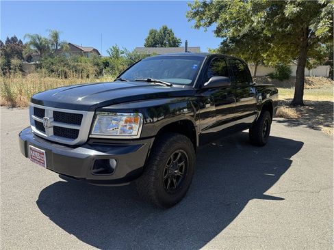Used 2011 Dodge Dakota Big Horn AWD/4WD image 3