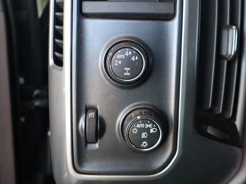 Used 2014 Chevrolet Silverado 1500 LTZ Z71 w/ LTZ Plus Package AWD/4WD image 21