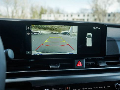 New 2026 Kia Carnival FWD image 25